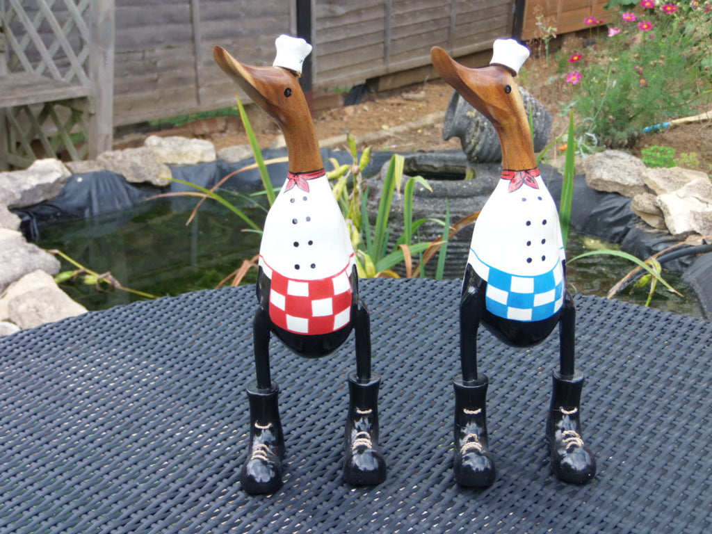 Wooden chef duck