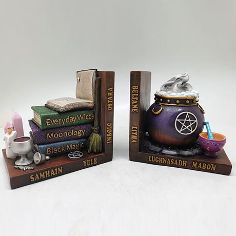witches bookends