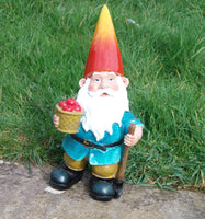 gnome with apples